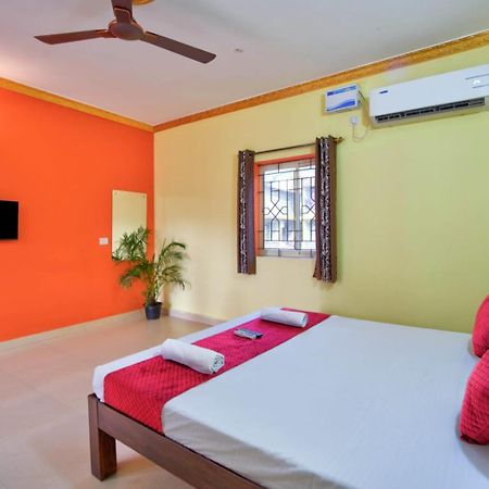 Hotel Savita Calangute Exterior photo