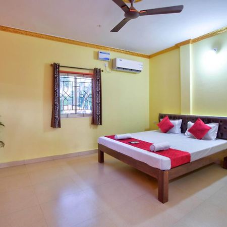 Hotel Savita Calangute Exterior photo